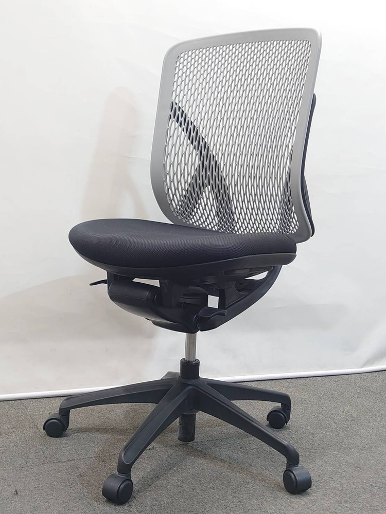 地域限定送料無料 オフィスチェア 4脚セット イナバ イエラ メッシュチェア ハイバック 中古 - 画像 (2)