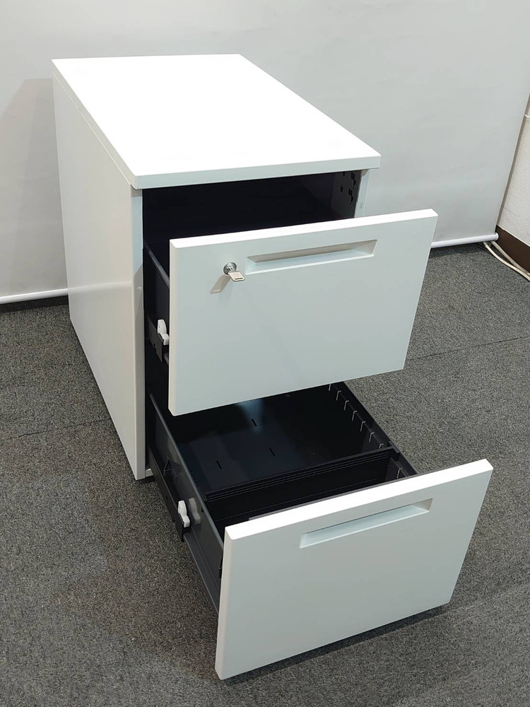 デスクセット 4人用セット 平机+2段ワゴン W1200 D700 オフィスデスク コクヨ iS カギ付き 中古 - 画像 (14)