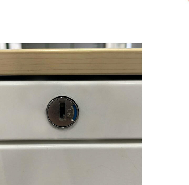 書庫 W900 D450 H1120 ラテラル キャビネット3段 カギ付き オカムラ 中古 - 画像 (6)