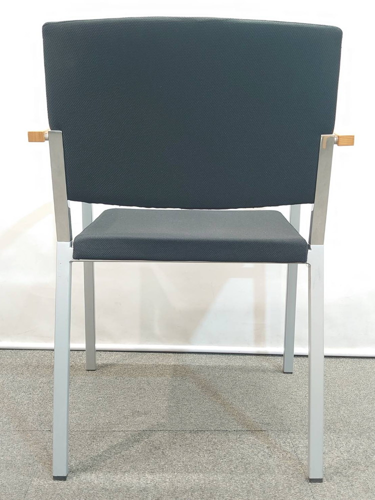 会議チェア オカムラ ウィスナーハーガー スタッキングチェア ミーティングチェア ブラック 中古 - 画像 (5)