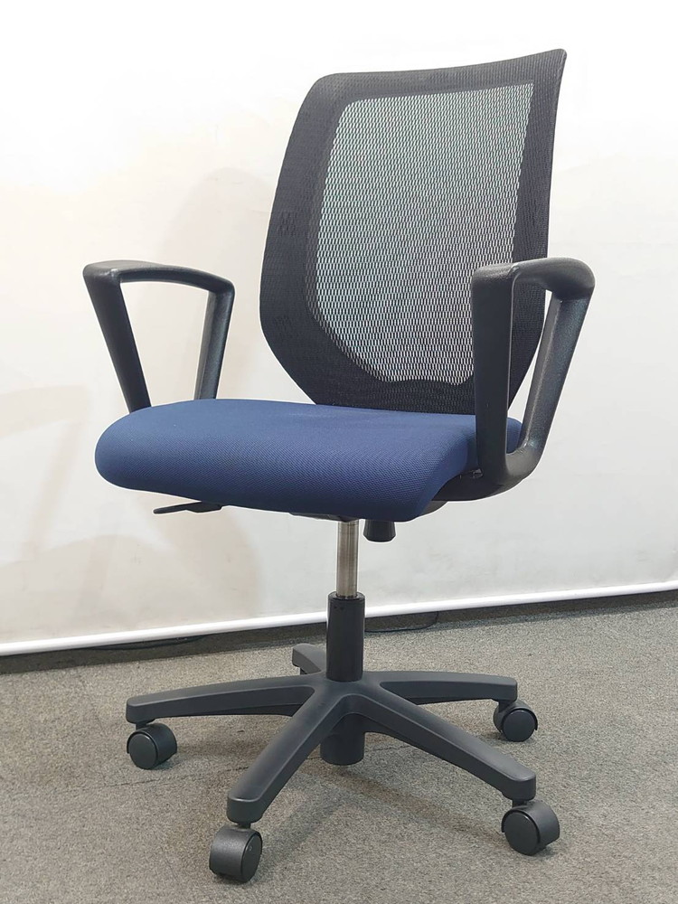 オフィスチェア メッシュ 肘付き イトーキ コルト KT-230JD-T1B2T1 ブラック×ブルー