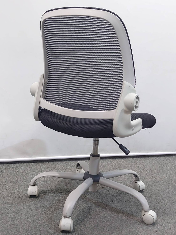 3人用 テーブルセット 4点セット オフィスチェア メッシュチェア 丸テーブル RFヤマカワ バウヒュッテ 中古 - 画像 (6)