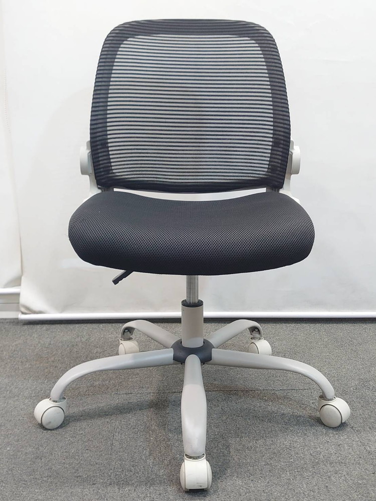 3人用 テーブルセット 4点セット オフィスチェア メッシュチェア 丸テーブル RFヤマカワ バウヒュッテ 中古 - 画像 (7)