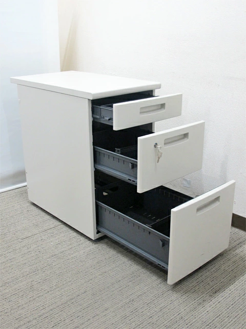 脇机 3段 カギ付き コクヨ ピクサ2 W395×D700×H700 ホワイト 中古 - 画像 (6)