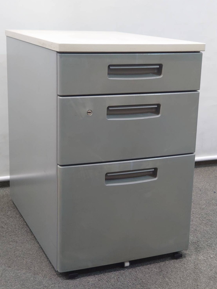 コクヨ キャスターワゴン 3段 H610 デスクワゴン カギ付き グレー A46C3 中古 - 画像 (2)
