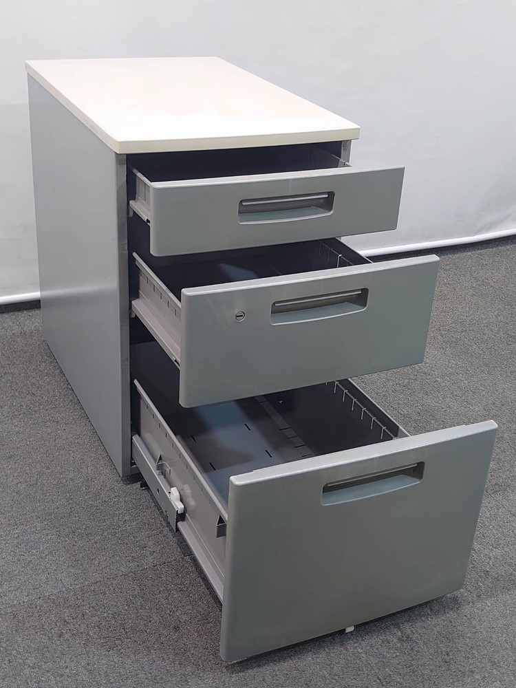 コクヨ キャスターワゴン 3段 H610 デスクワゴン カギ付き グレー A46C3 中古 - 画像 (4)