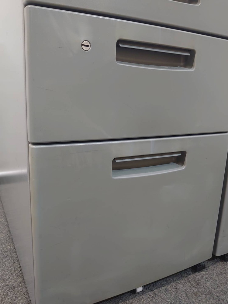コクヨ キャスターワゴン 3段 H610 デスクワゴン カギ付き グレー A46C3 中古 - 画像 (6)